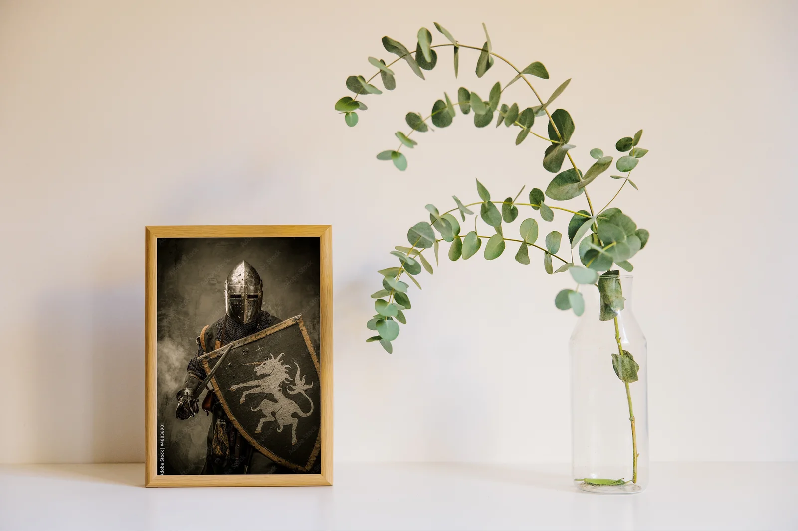 Medievalny rycerz w potężnej odsłonie
