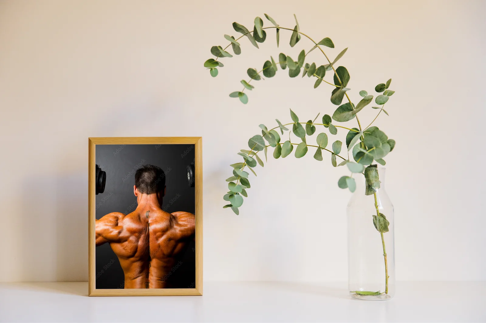 Moc i pasja w czerni: bodybuilding w perfekcji