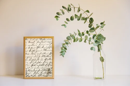 Vintage'owa kaligrafia w pastelowych odcieniach
