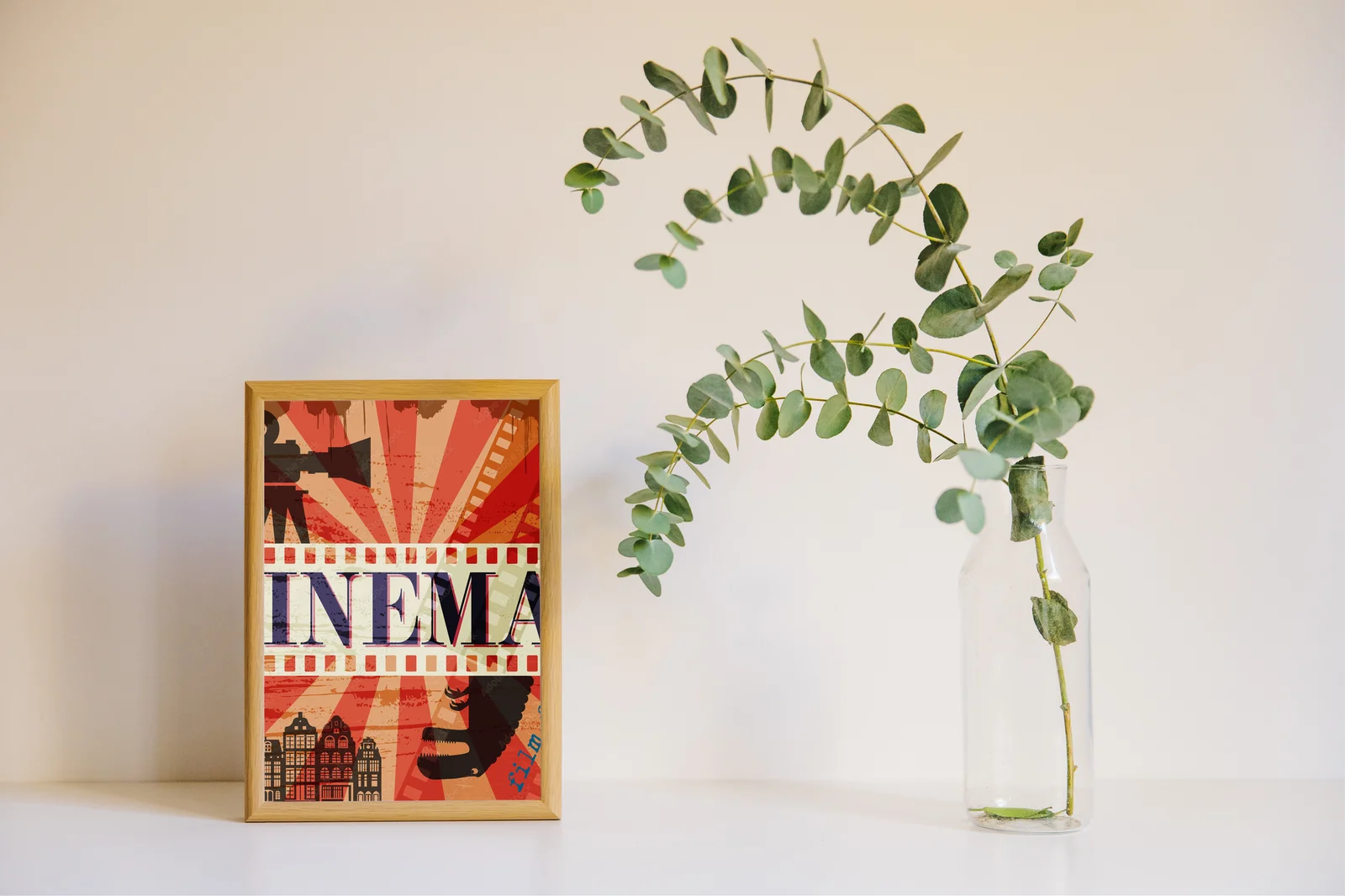 Retrowe kino: Elegancja w intensywnej czerwieni