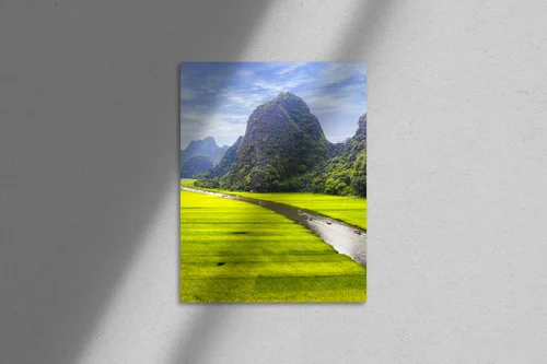 Malownicze pejzaże Ninh Binh w wiosennych barwach