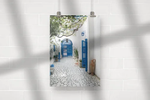 Wspomnienia z letniego dziedzińca w Sidi Bou Said