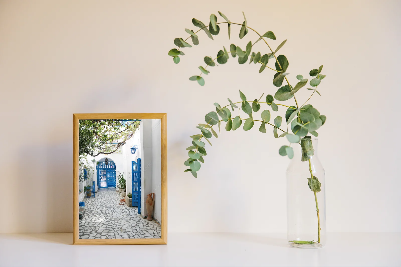 Wspomnienia z letniego dziedzińca w Sidi Bou Said