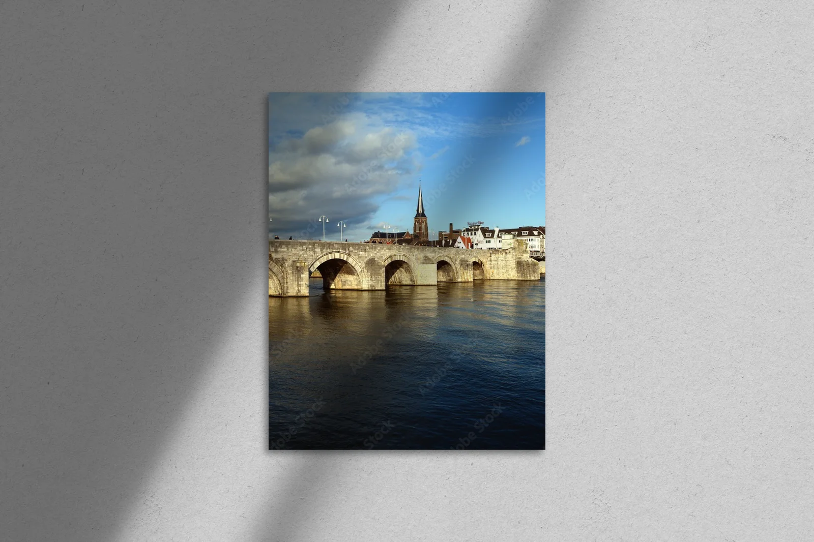Majestatyczna Most Św. Serwacego w Maastricht