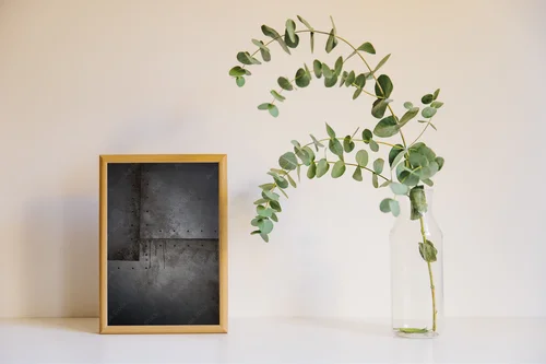 Industrialny urok w stonowanej palecie grunge'u