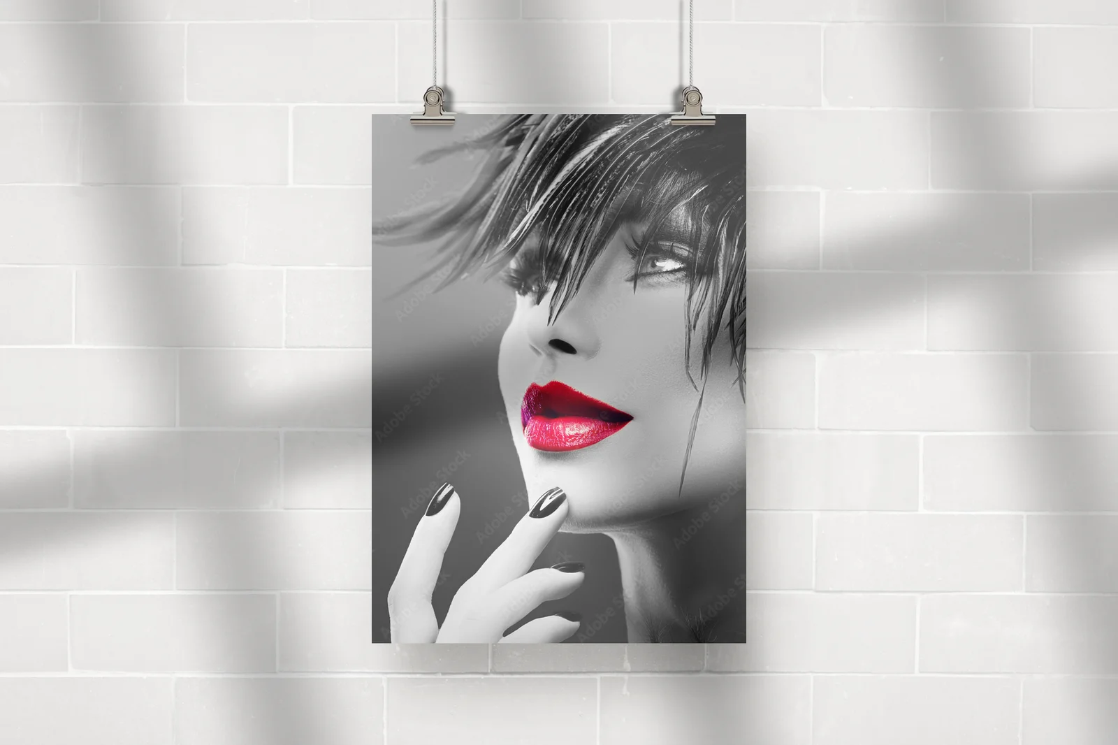 Glamour i elegancja w intensywnej czerni