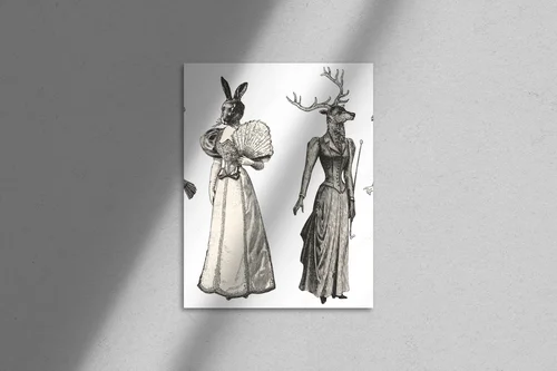 Eleganckie kobiety z głowami zwierząt w białej aranżacji