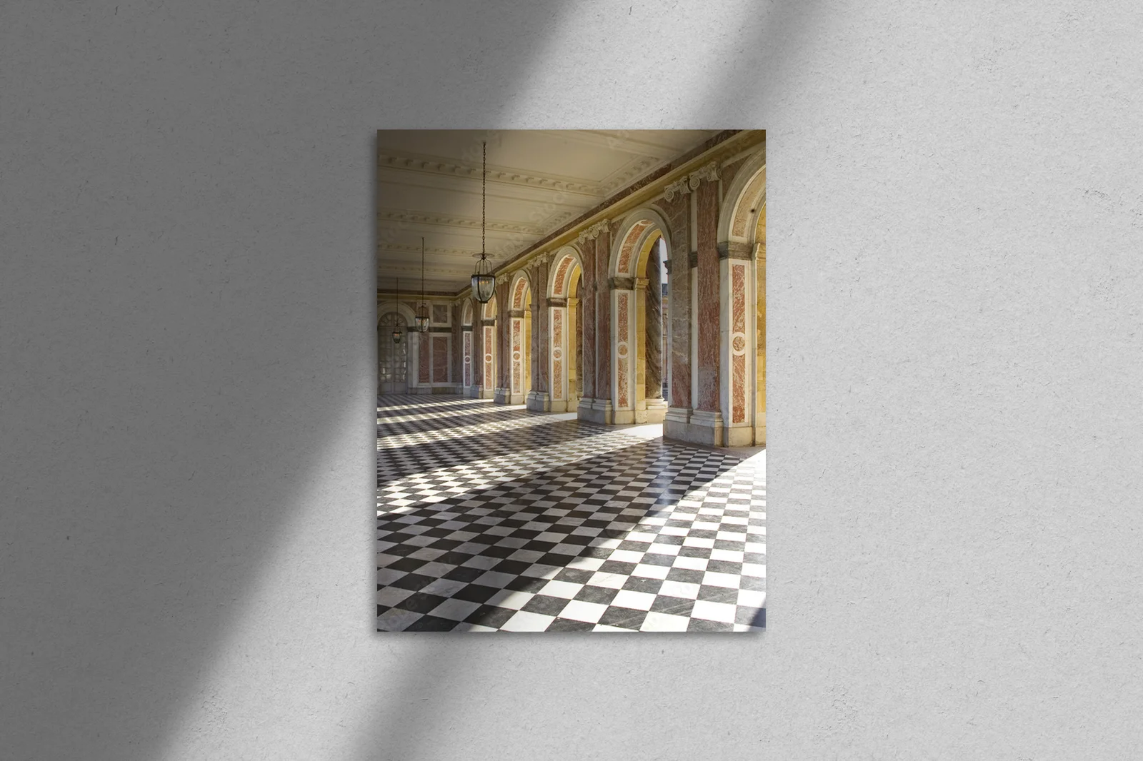 Wspaniałe ornamenty w białej harmonii