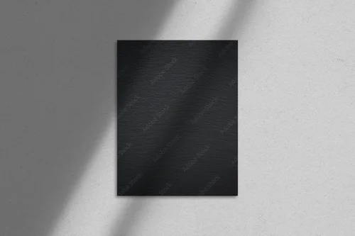 Głęboki urok czarnej skały w monochromatycznym stylu
