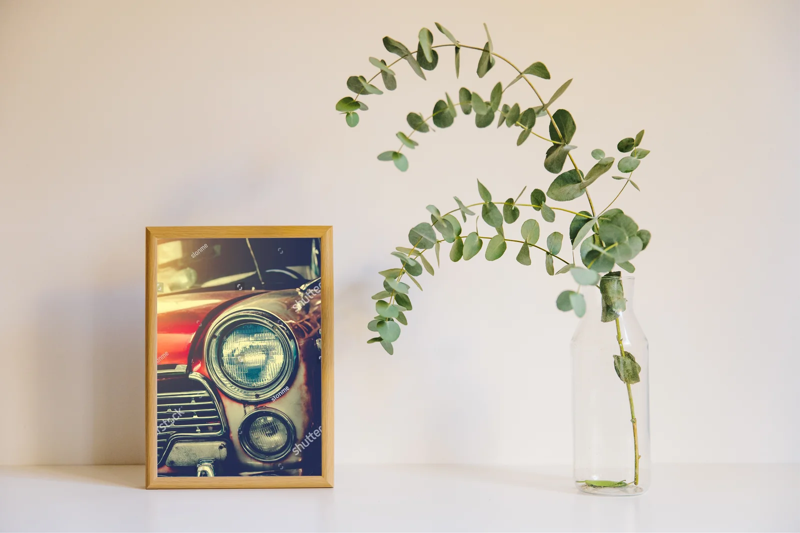 Retro lampa samochodowa w eleganckim stylu
