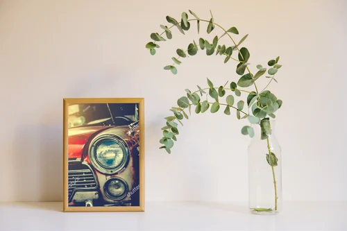 Retro lampa samochodowa w eleganckim stylu