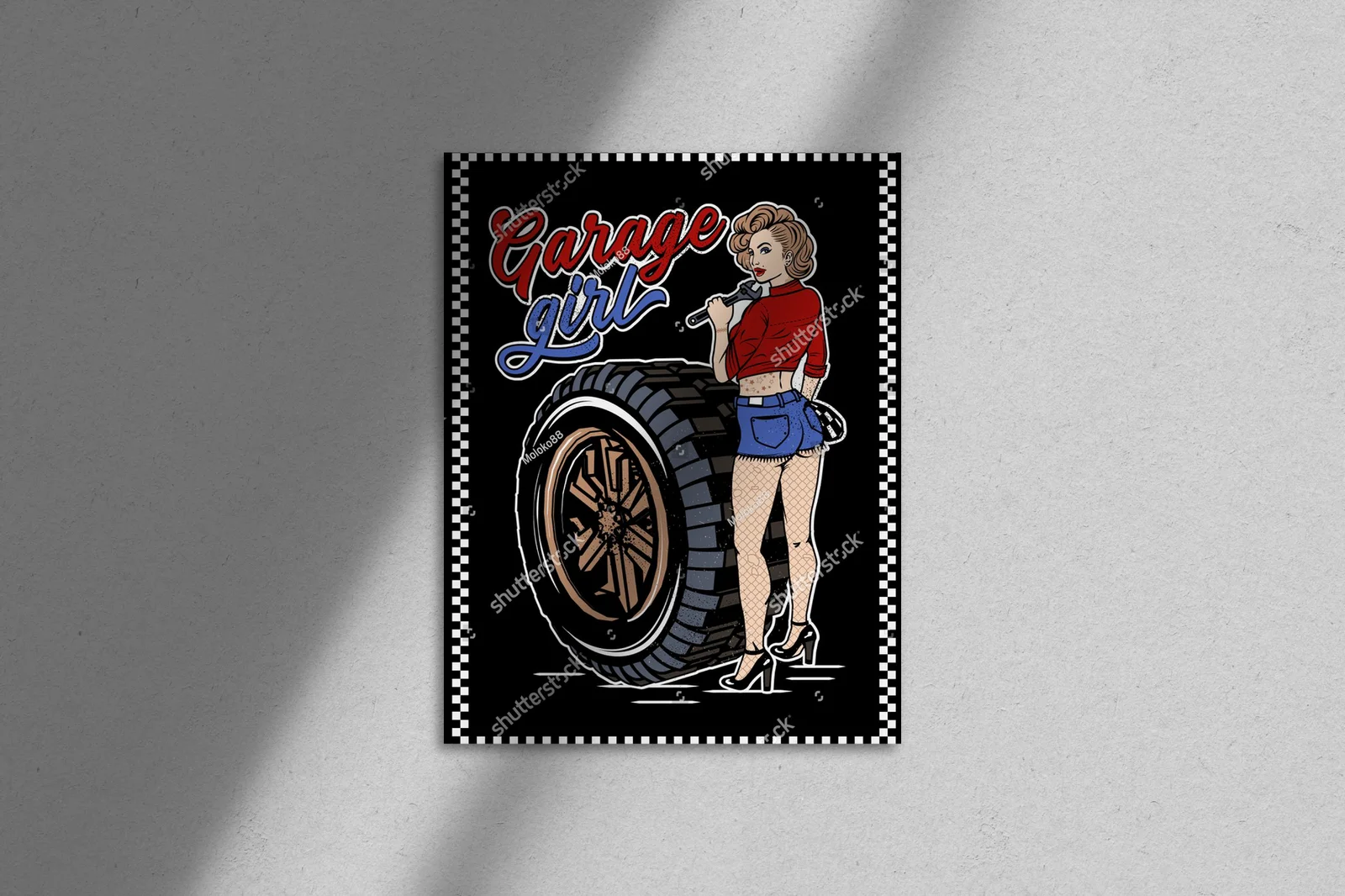 Energiczna pin-up dziewczyna na tle motocyklowego szaleństwa