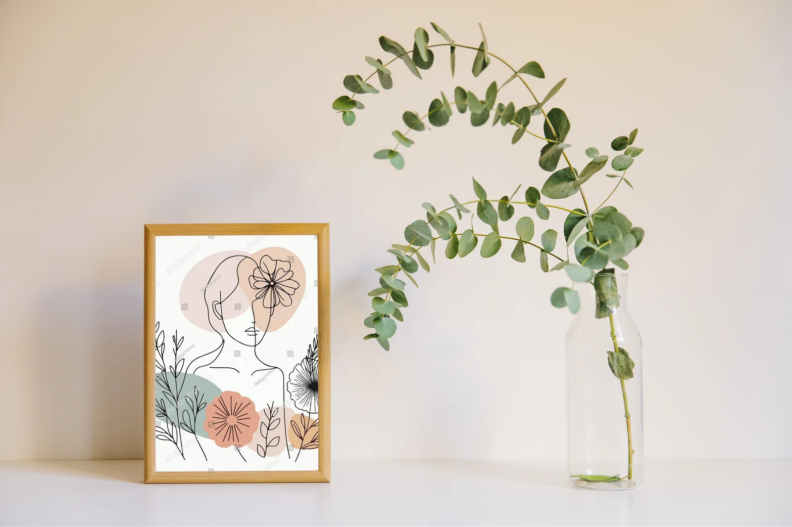 Kwiatowe inspiracje w minimalistycznym stylu