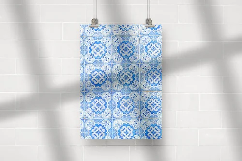 Tradycyjne azulejos w delikatnych odcieniach błękitu