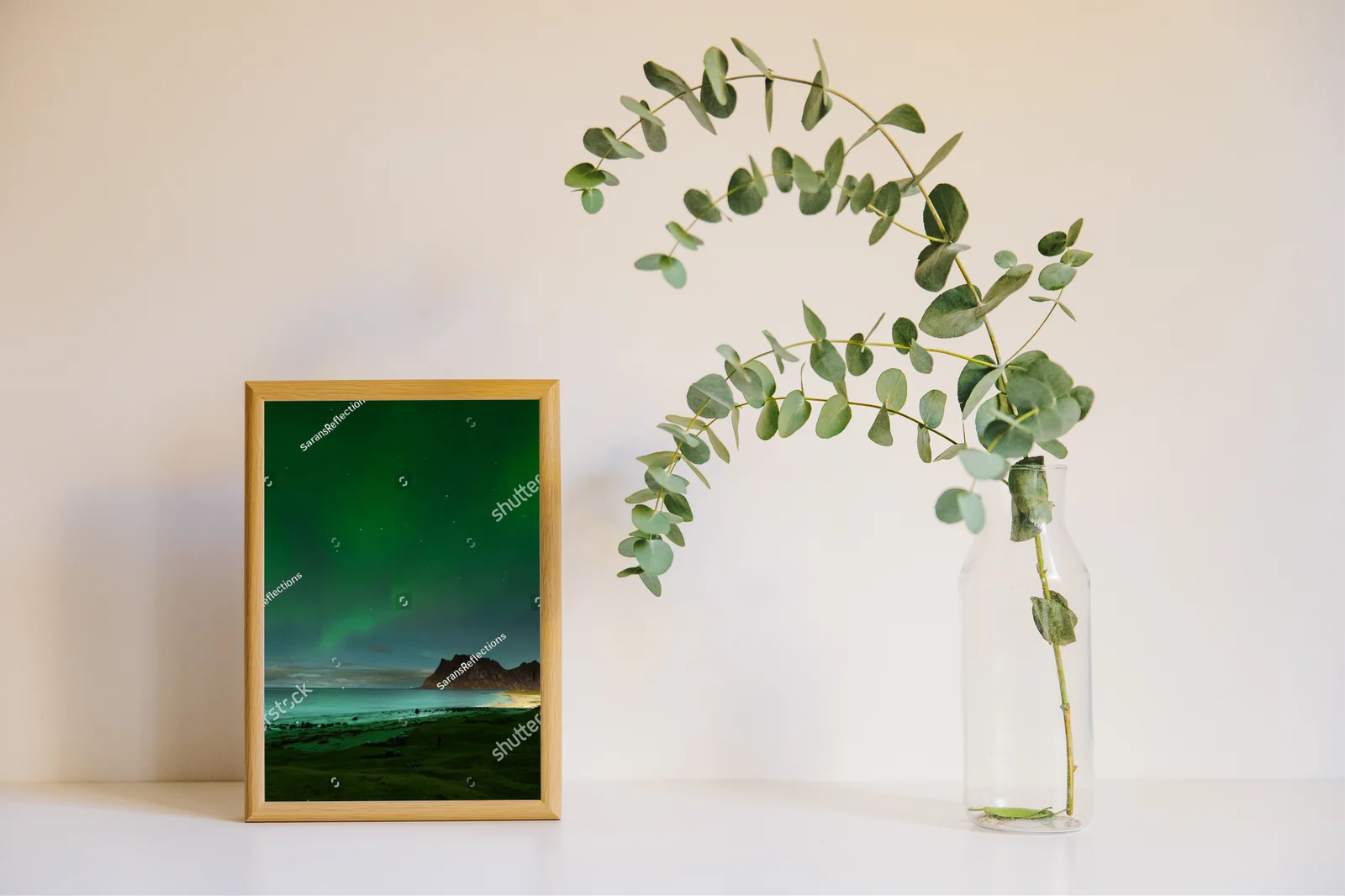 Magia norweskiego krajobrazu w nocnym blasku