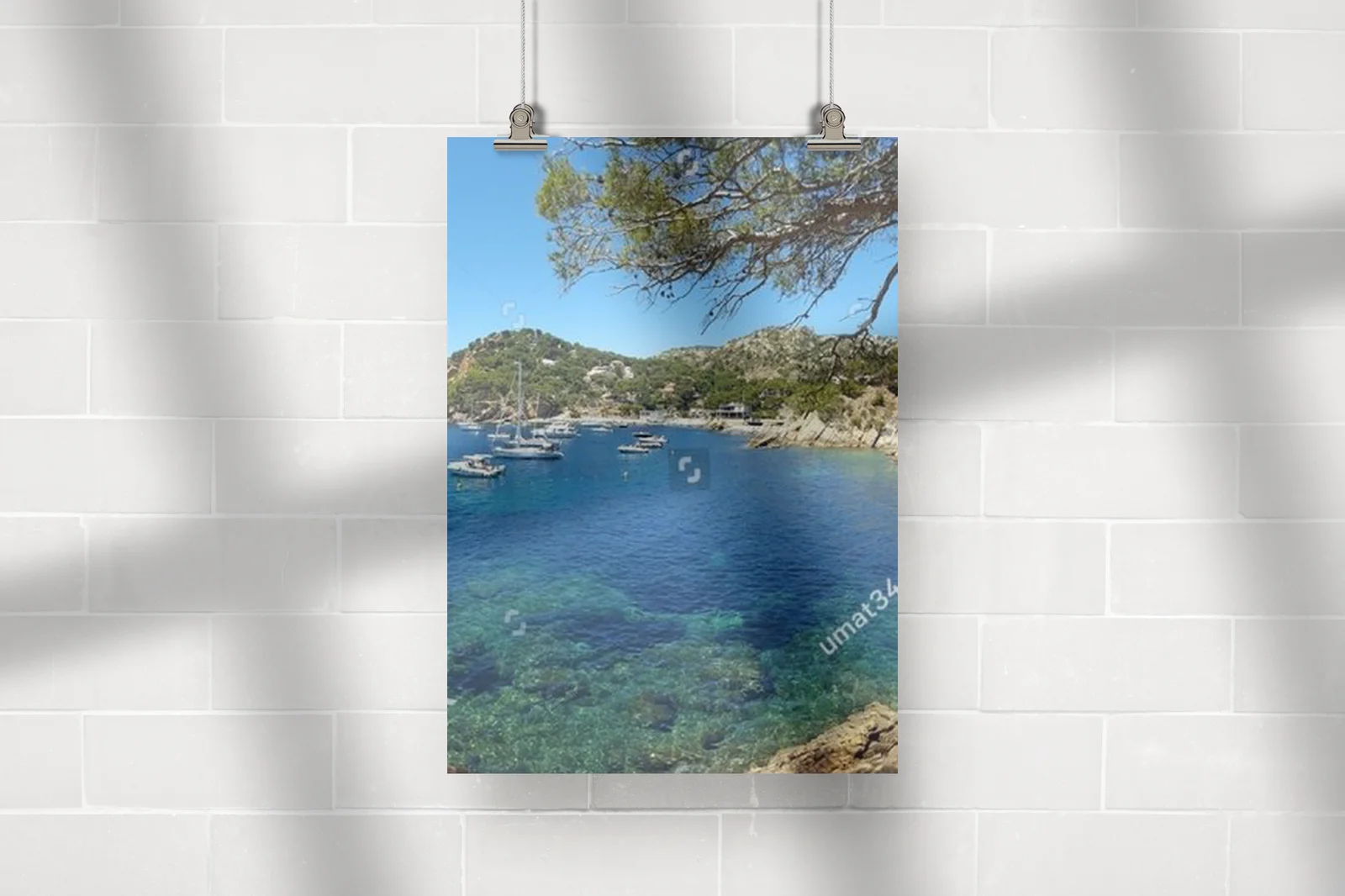 Baśniowe calanques Marseille w niebieskich odcieniach
