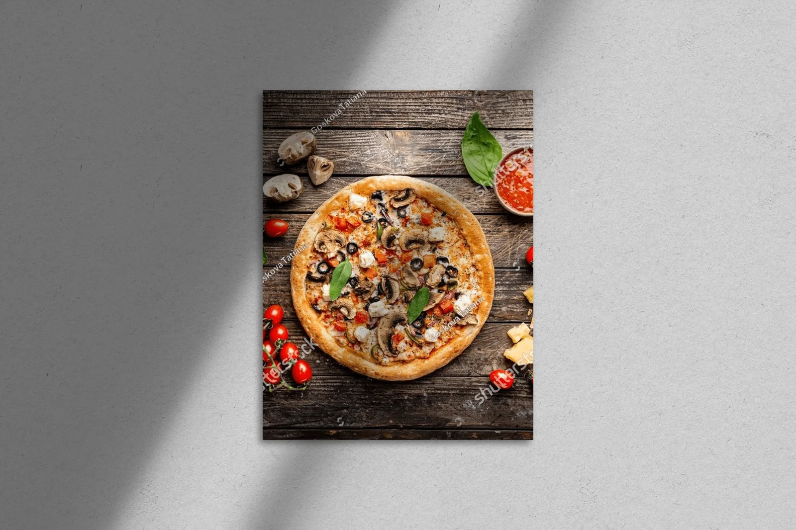 Wykwintna pizza warzywna w kolorowej aranżacji