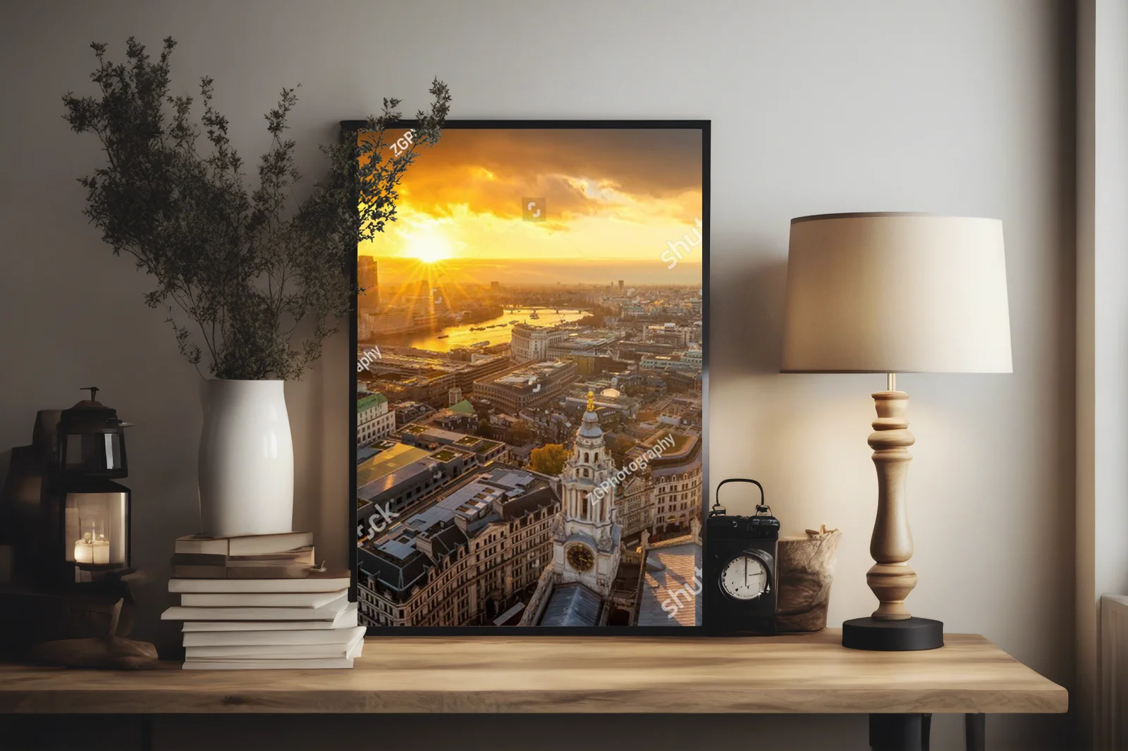 Panoramiczny widok Londynu o zachodzie słońca