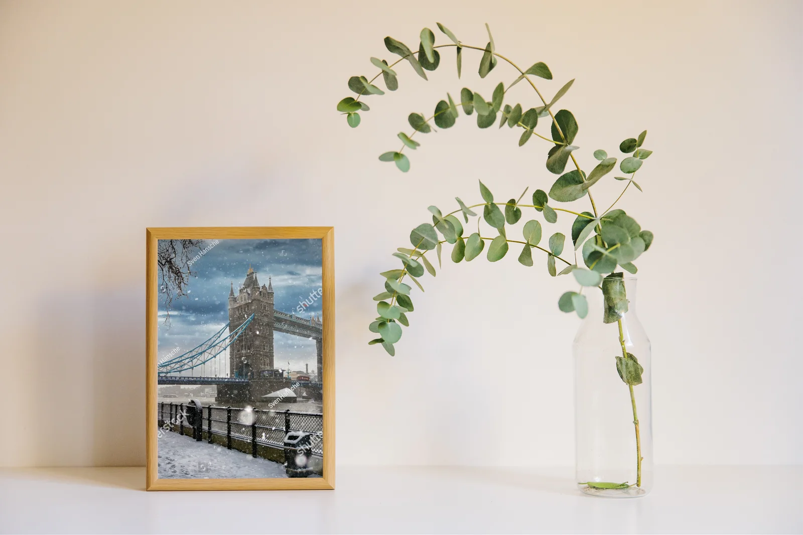 Zimowy urok Tower Bridge w Londynie