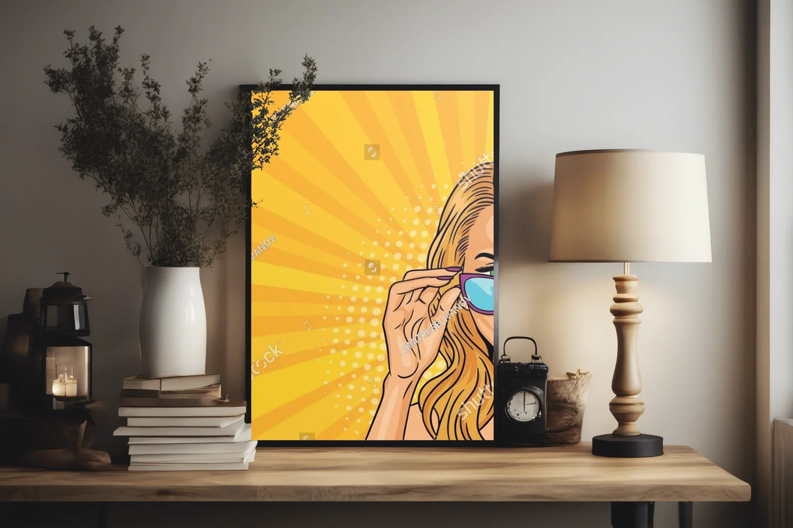 Zaskakująca kobieta w radosnych barwach pop-artu