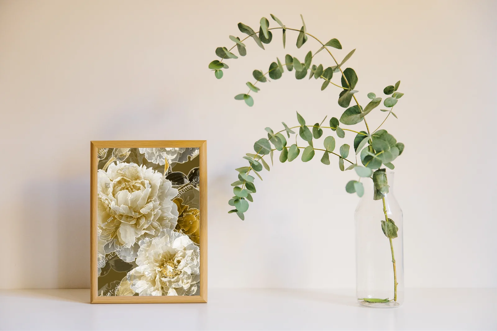 Romantyczny floral w złotych akcentach
