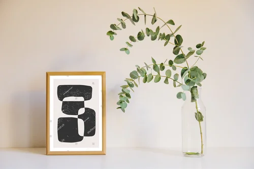 Ekstrawaganckie minimalistyczne trendy w czerni