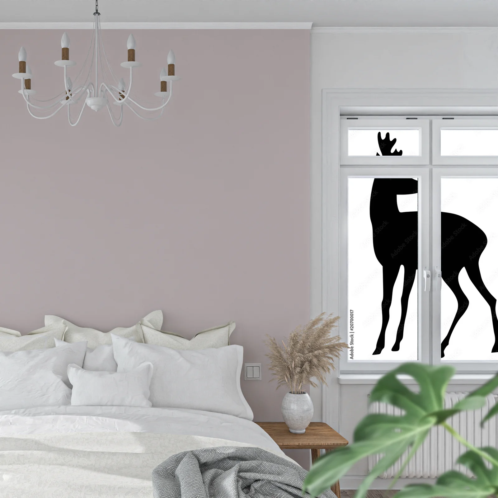 Elegancka sylweta sarny w minimalistycznej odsłonie