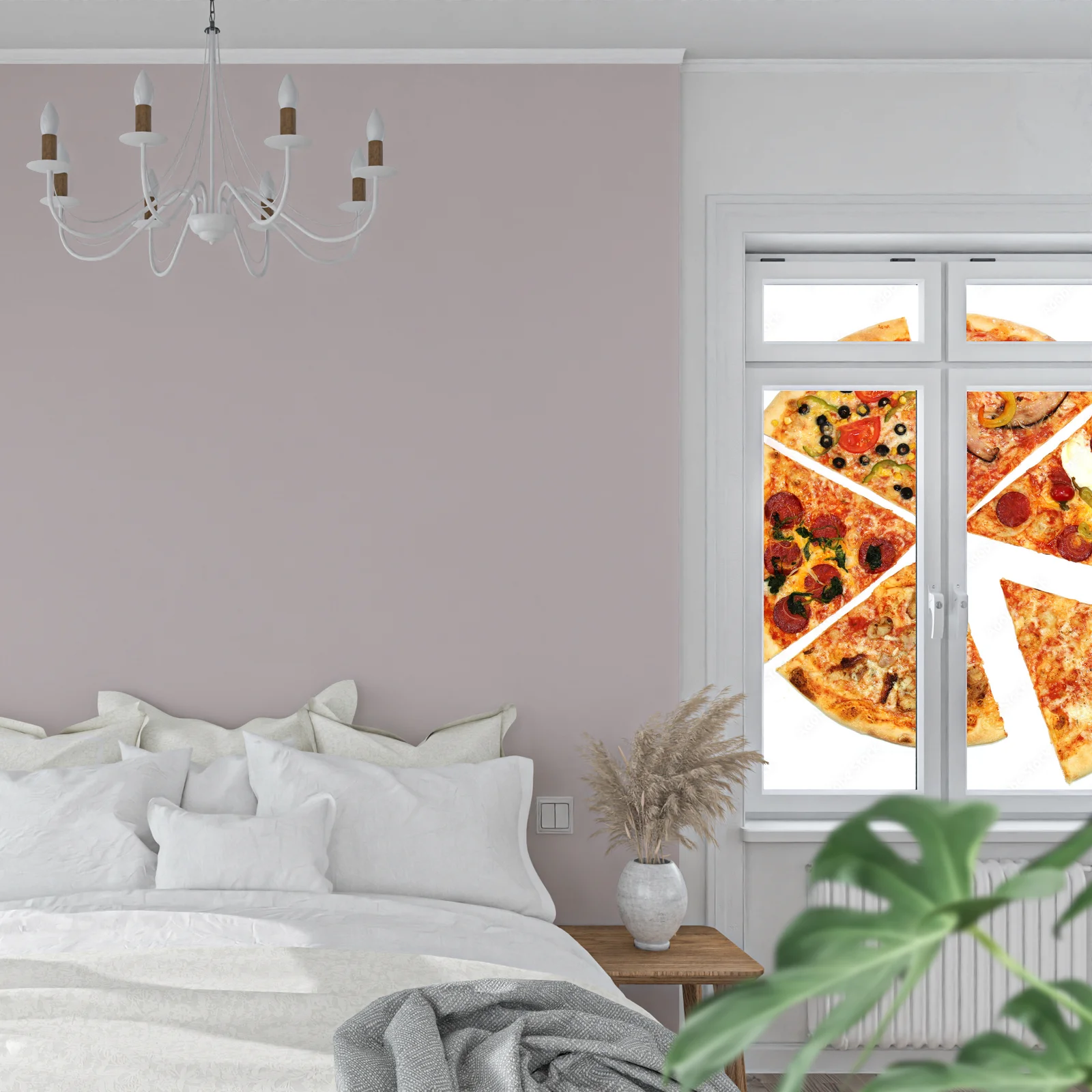 Apetytne kawałki pizzy na białym tle