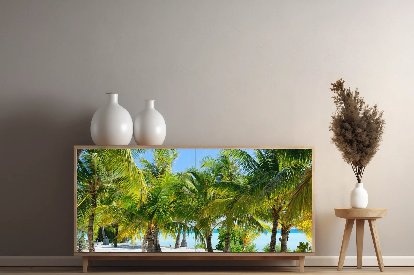 Tropikalna harmonijność palm na plaży