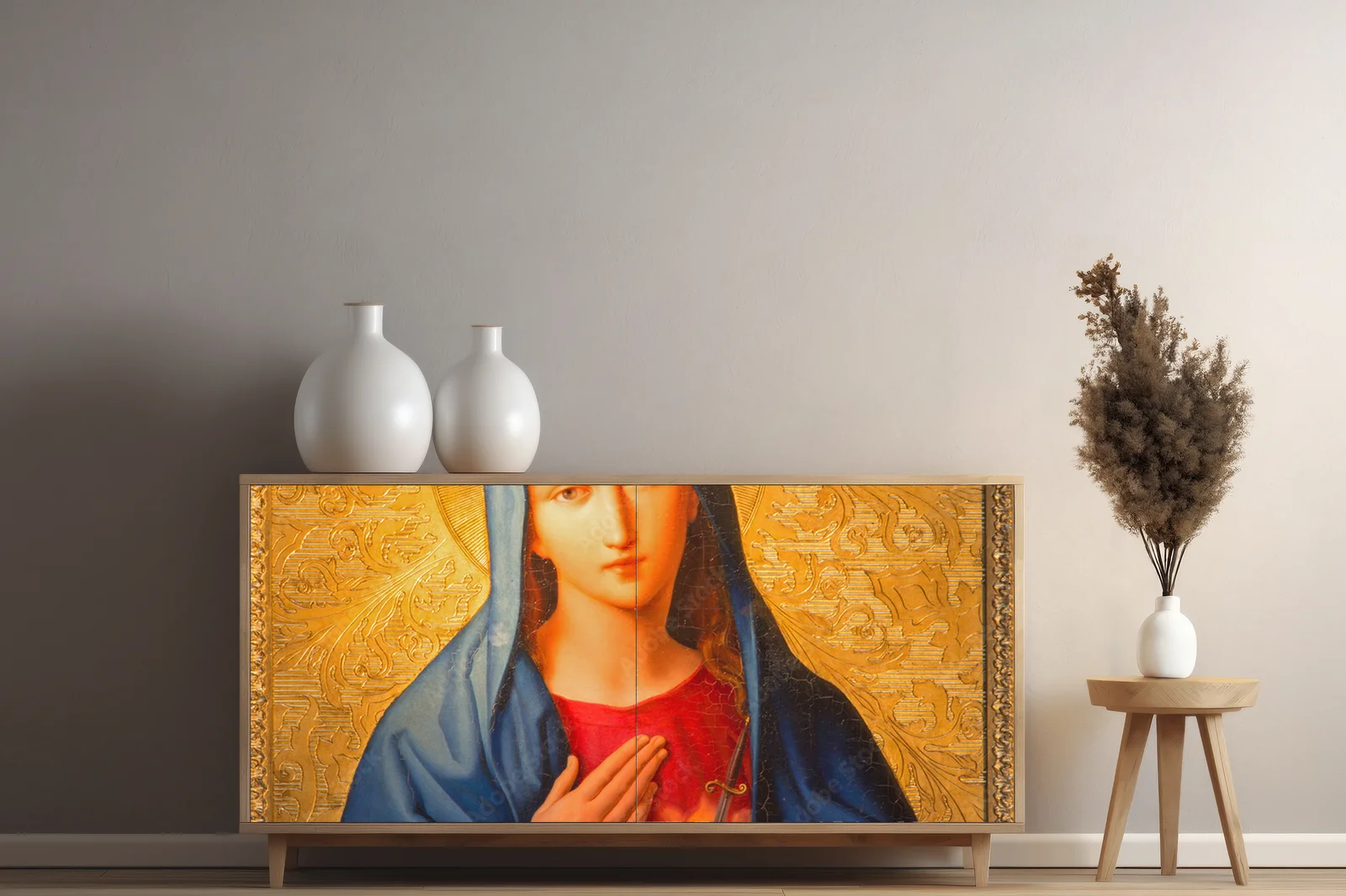 Mistyczna Madonna we wnętrzu stworzonym z emocji