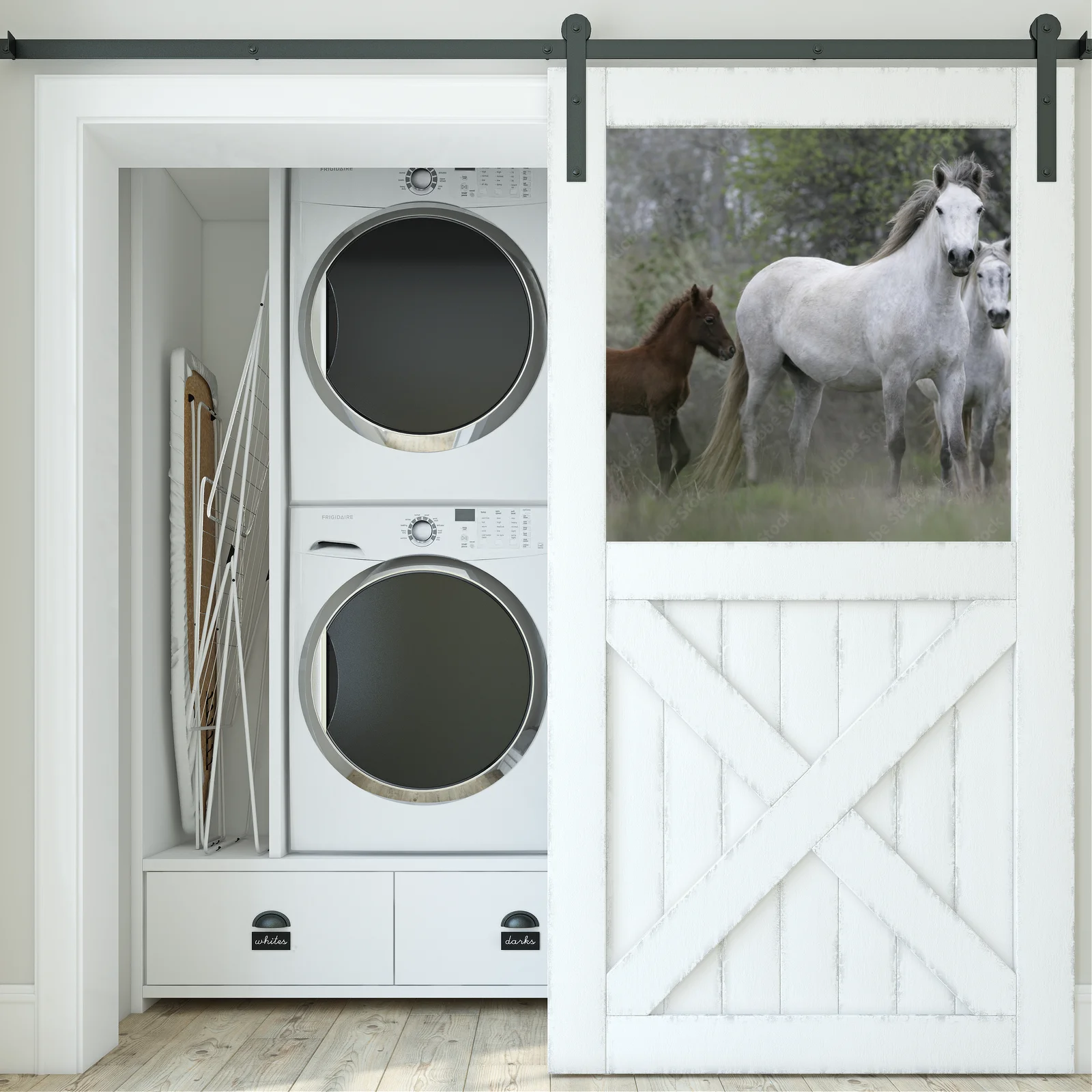 Ogniste serce Camargue w odcieniach szarości