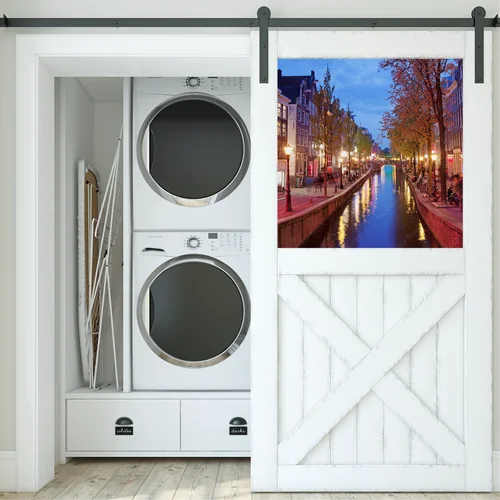 Zjawiskowy Amsterdam w blasku czerwonych świateł