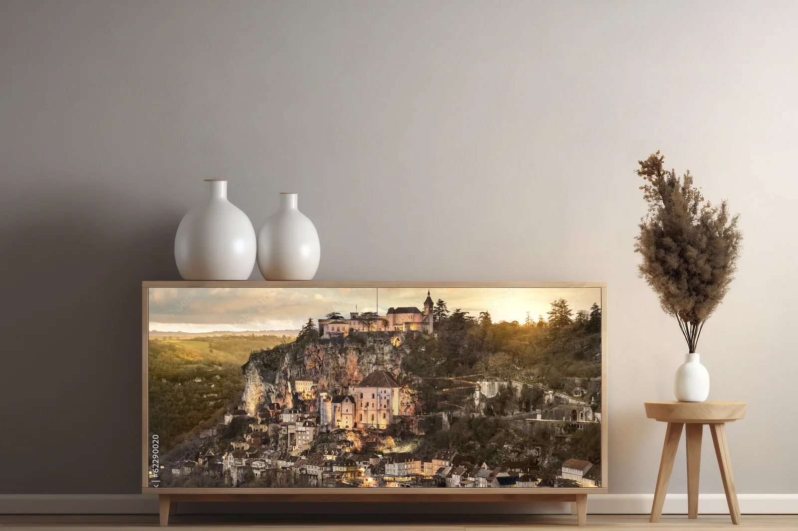Urokliwe miasteczko Rocamadour w pastelowych odcieniach