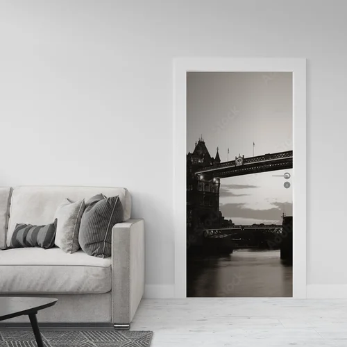 Ikoniczny Tower Bridge w nostalgicznych odcieniach