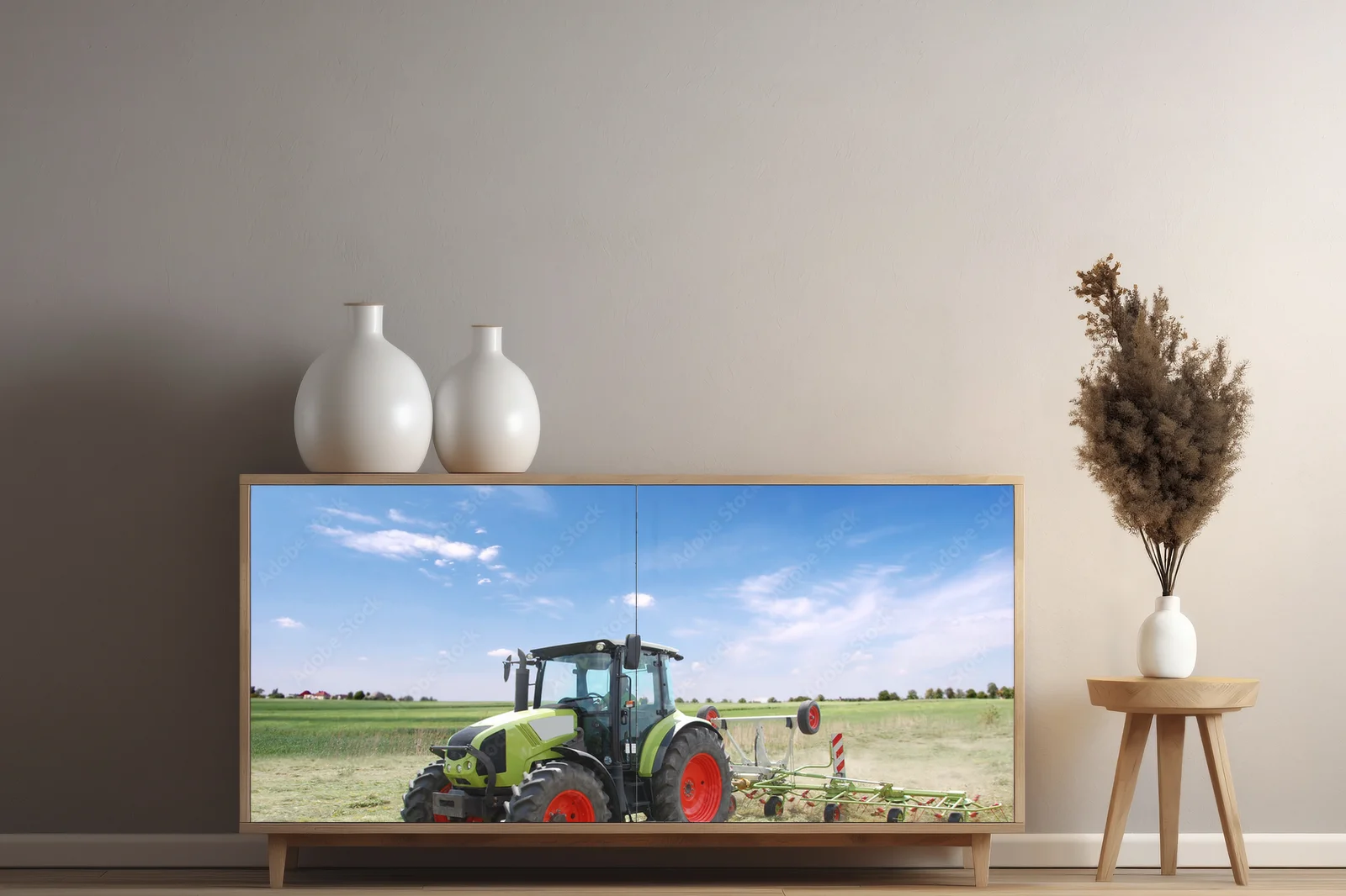 Nowoczesny traktor w letnich barwach natury