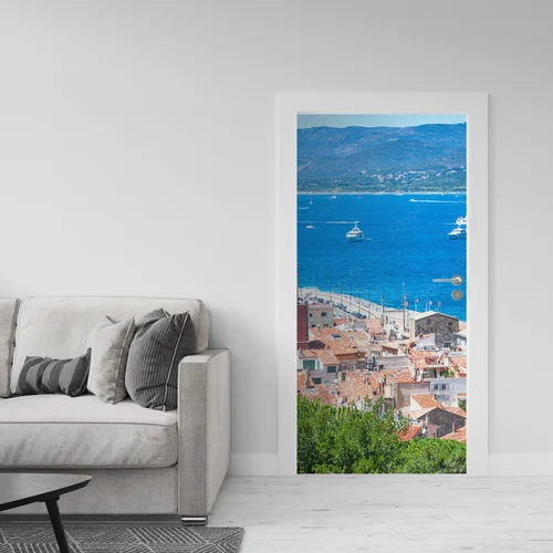 Panoramiczny widok na zatokę Saint-Tropez