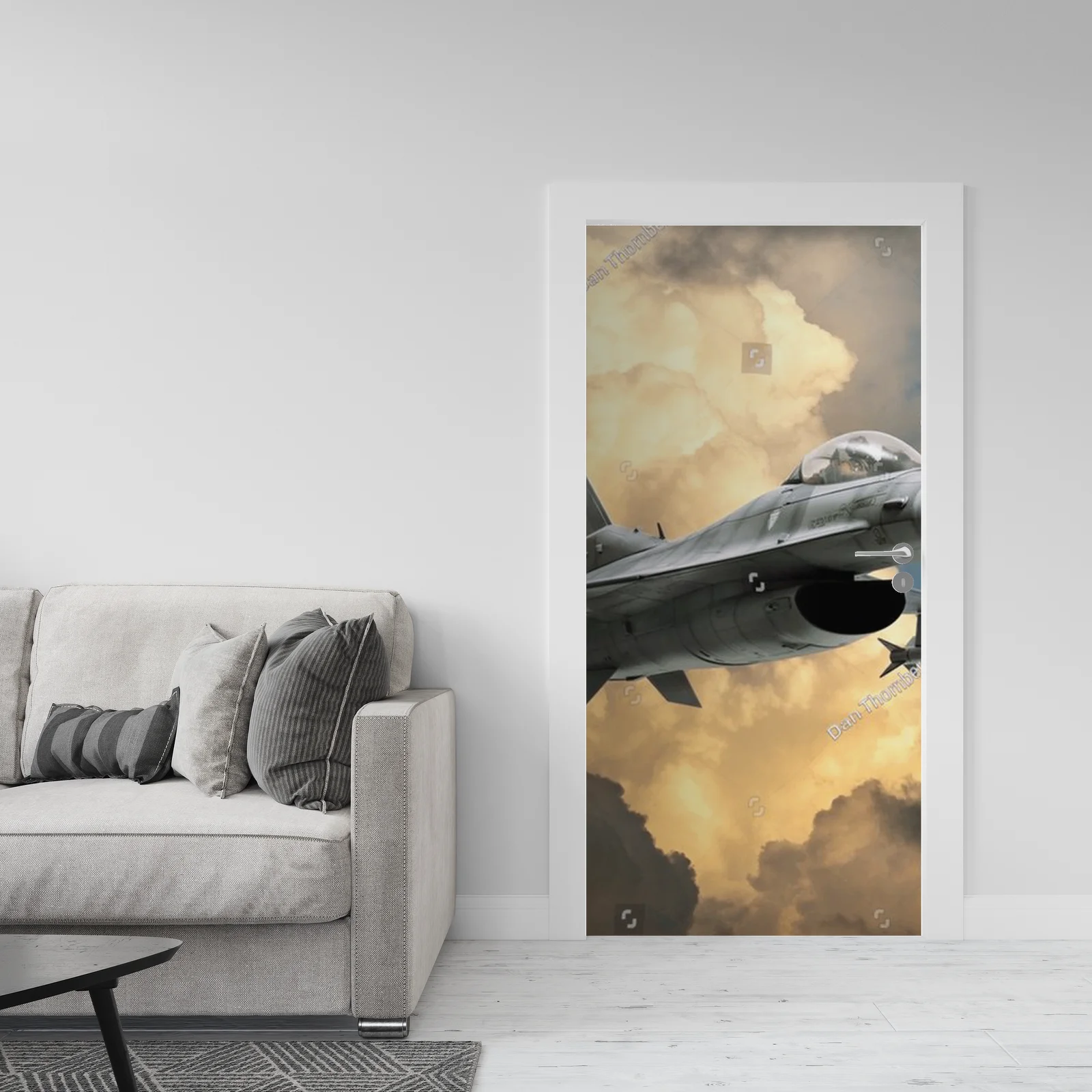 F-16 Fighting Falcon w dramatycznym niebie