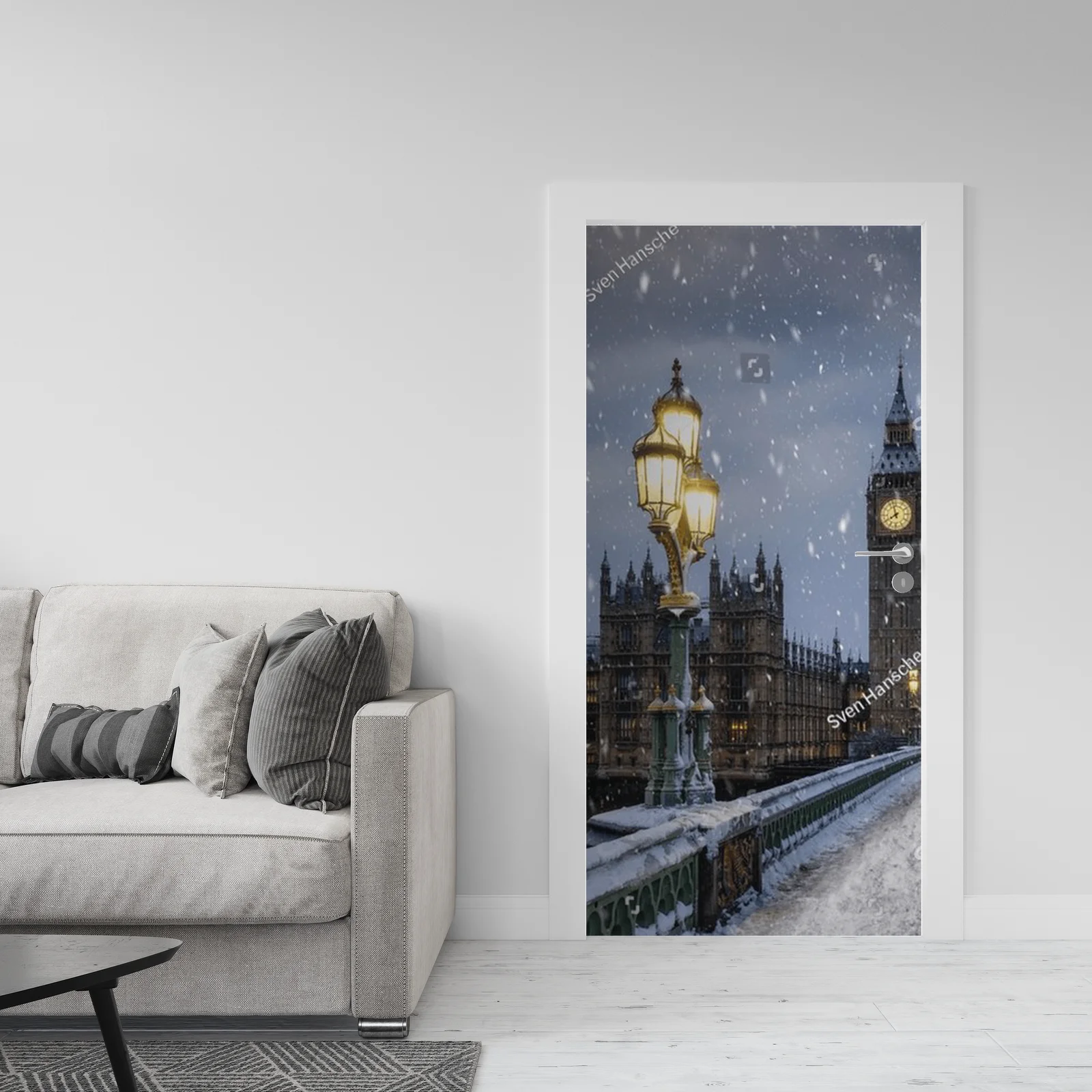 Zimowy widok Westminsterskiego Mostu w Londynie