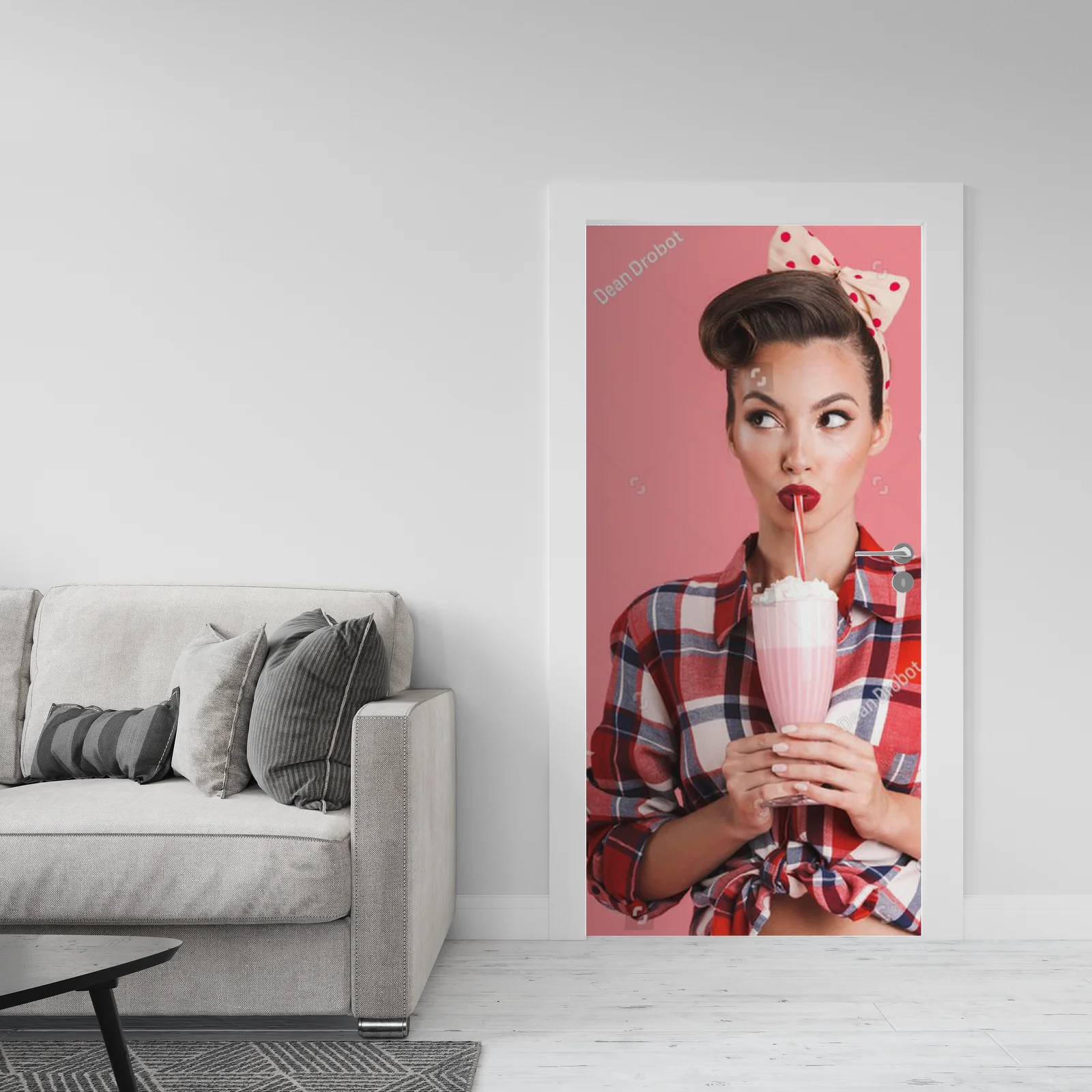 Retro urok pin-up girl z mlecznym shake'em