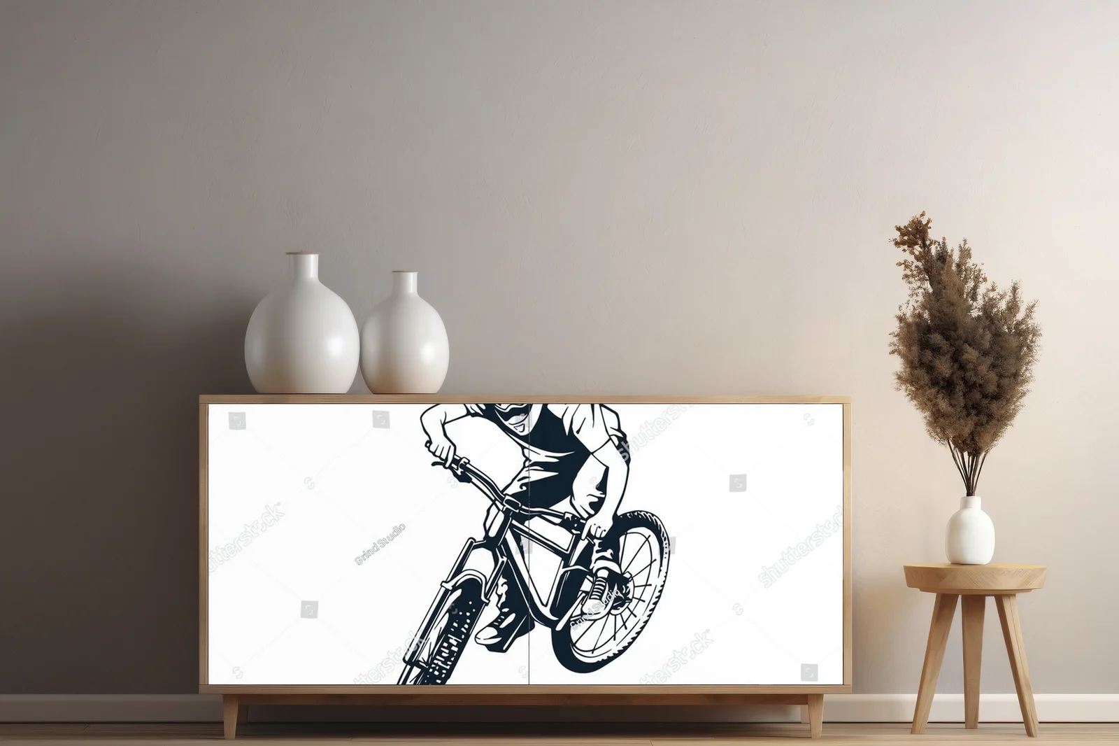 Ekspresyjne kształty rowerów górskich w białej scenerii