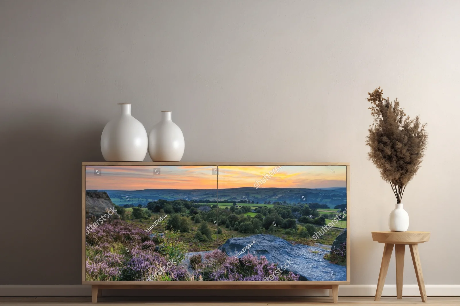 Cudowny zachód słońca nad wrzosowiskami Yorkshire