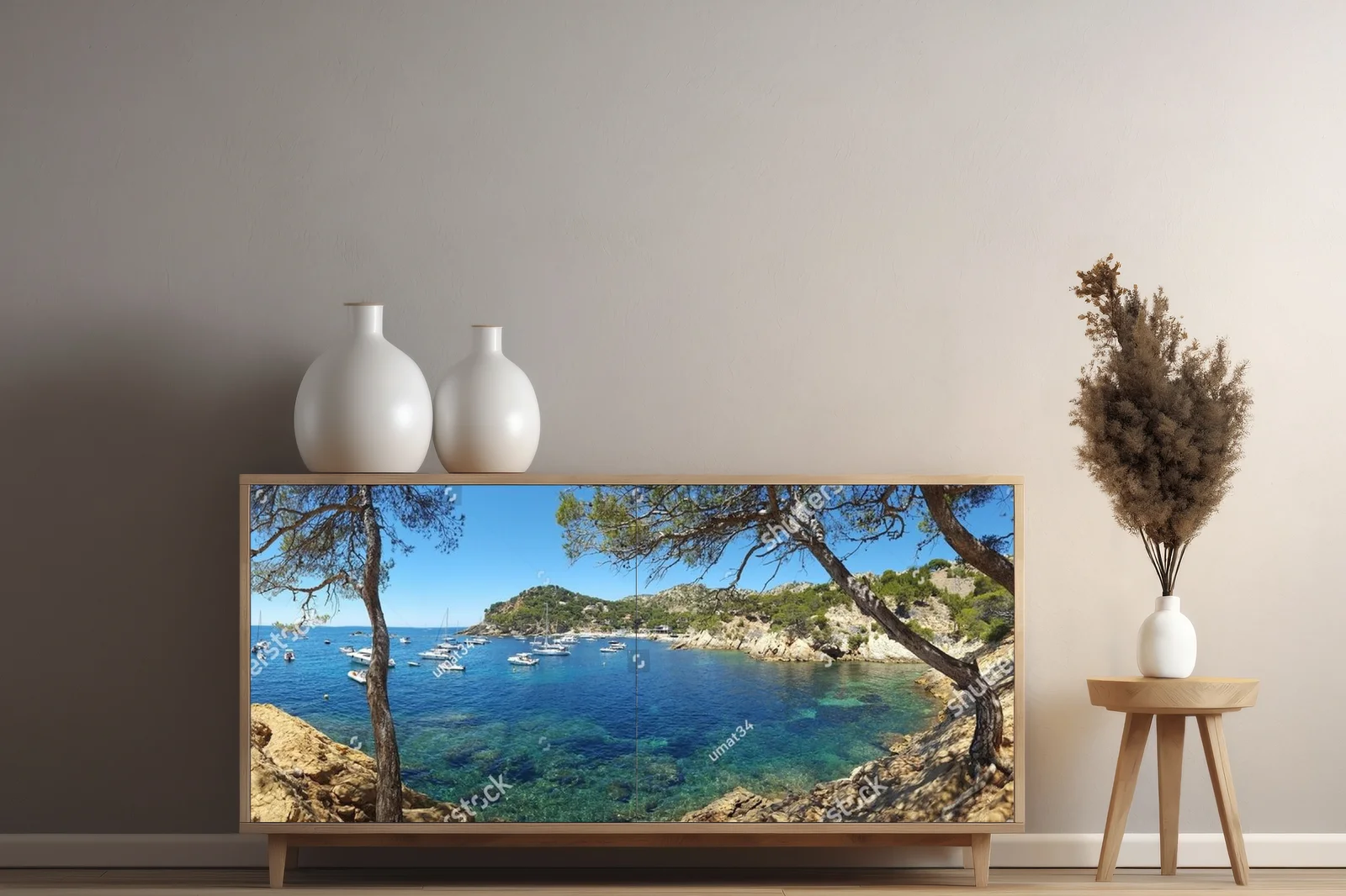 Baśniowe calanques Marseille w niebieskich odcieniach