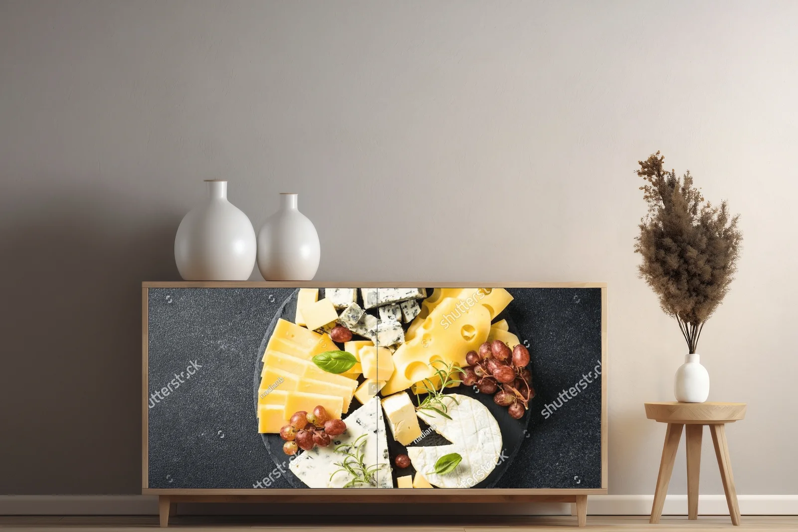 Wykwintna kompozycja serów w eleganckich odcieniach