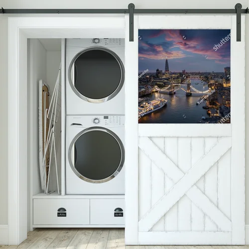 Panoramiczny widok Londynu o zmroku