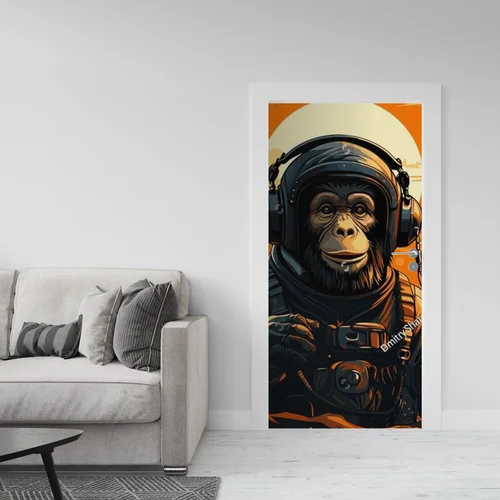 Kosmiczna małpa w hełmie astronauty